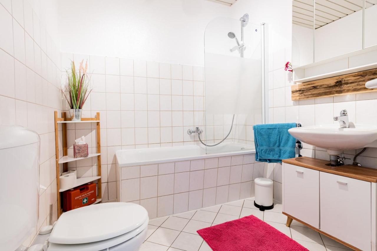 Helle In Top-lage, Hasselbachplatz - Altstadt, W-lan, 4 Schlafplaetze